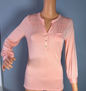 The Limited Henley Shirt Top Womens XS Pink Peach Long Sleeve NWT Pleated Pocket